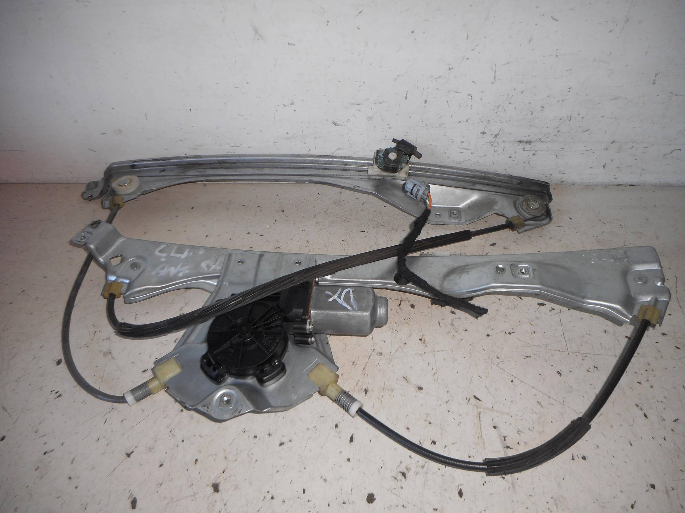 Alzacristallo elettr. porta ant. sx.